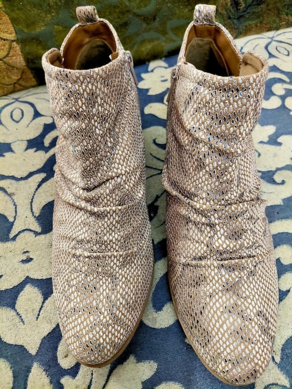 Bare Traps Women's Textured Ankle Boots